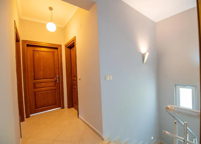 Hanel Life Royale 2 With Private Pool *